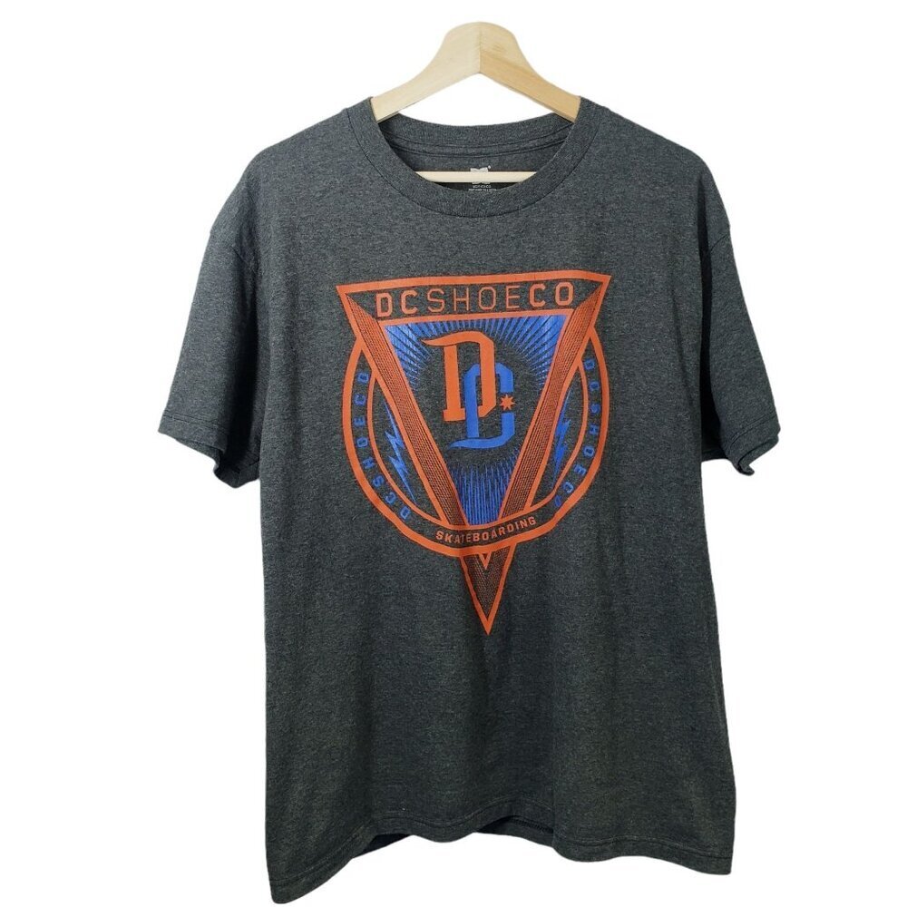 DC Shoe Co Gray Short Sleeve Tshirt‎ Men's Size Large